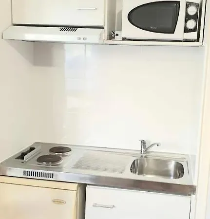 Апартаменты Cosy Troyes *